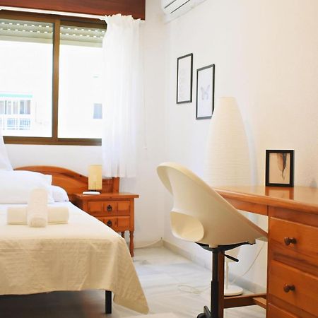 מאלגה Amplio Y Luminoso Apartamento Cerca Del Centro Y La Playa Con Piscina Y Parking Privado מראה חיצוני תמונה