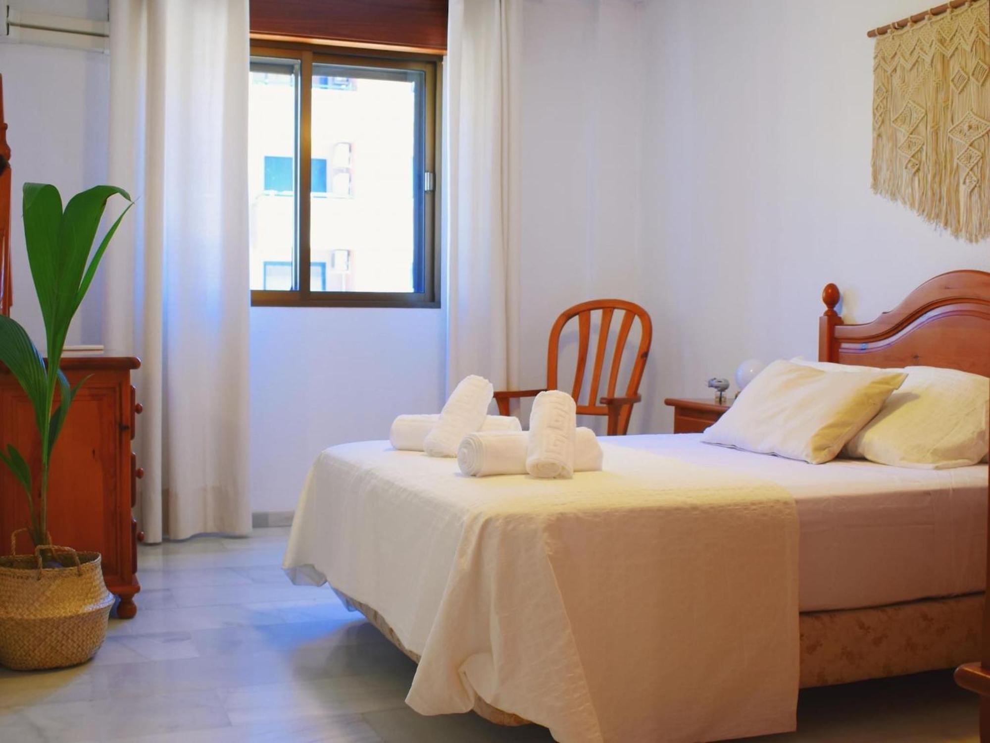 מאלגה Amplio Y Luminoso Apartamento Cerca Del Centro Y La Playa Con Piscina Y Parking Privado מראה חיצוני תמונה